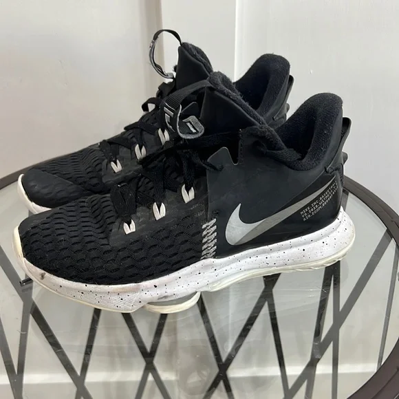 Nike | Shoes | Nike Lebron Witness 5 Basketball Shoes Size 8  display picture 3